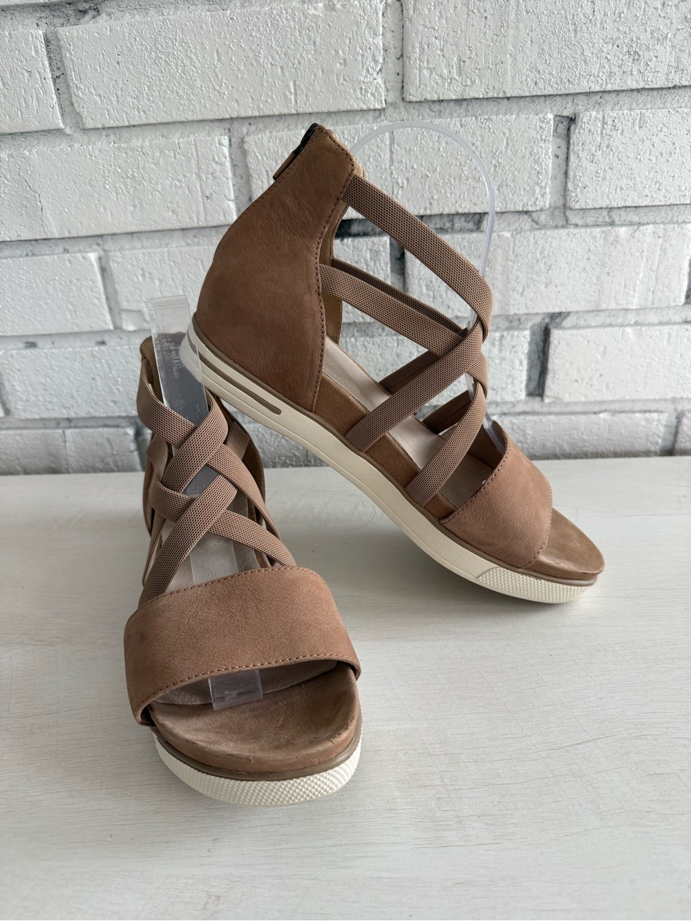Eileen Fisher Womens Star Sandals Size 9 Tan Nubuck Elastic Strap Platform Shoes